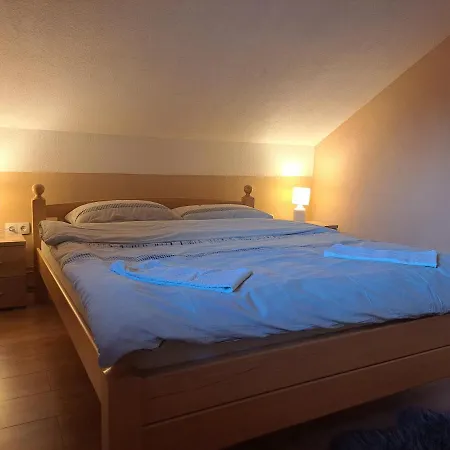 Apartman Avram Kotor Varos Buitenkant foto