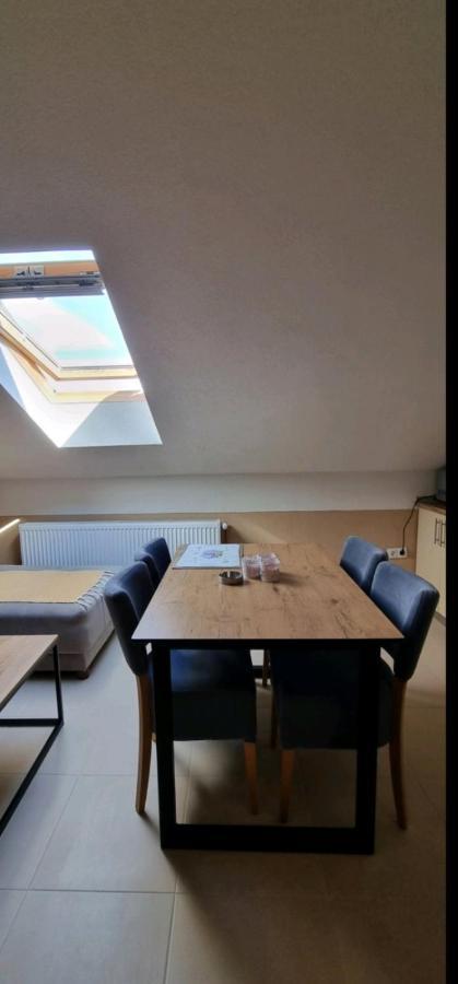 Apartment Avram Kotor Varos